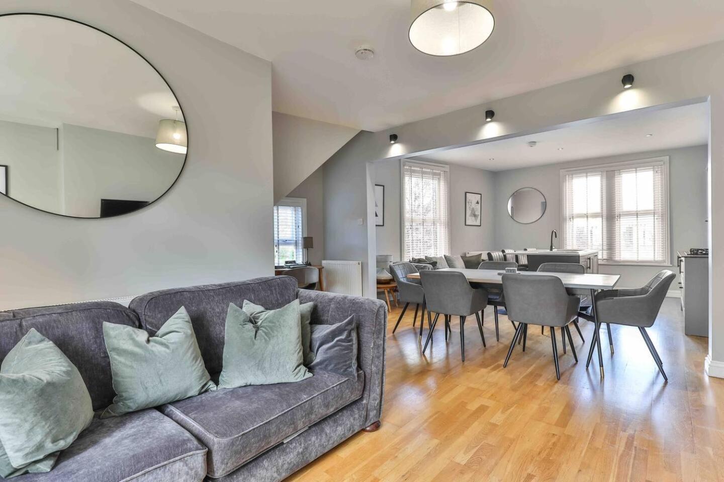 Stylish & Spacious 3 Bed Apartment With Parking Sheffield Extérieur photo