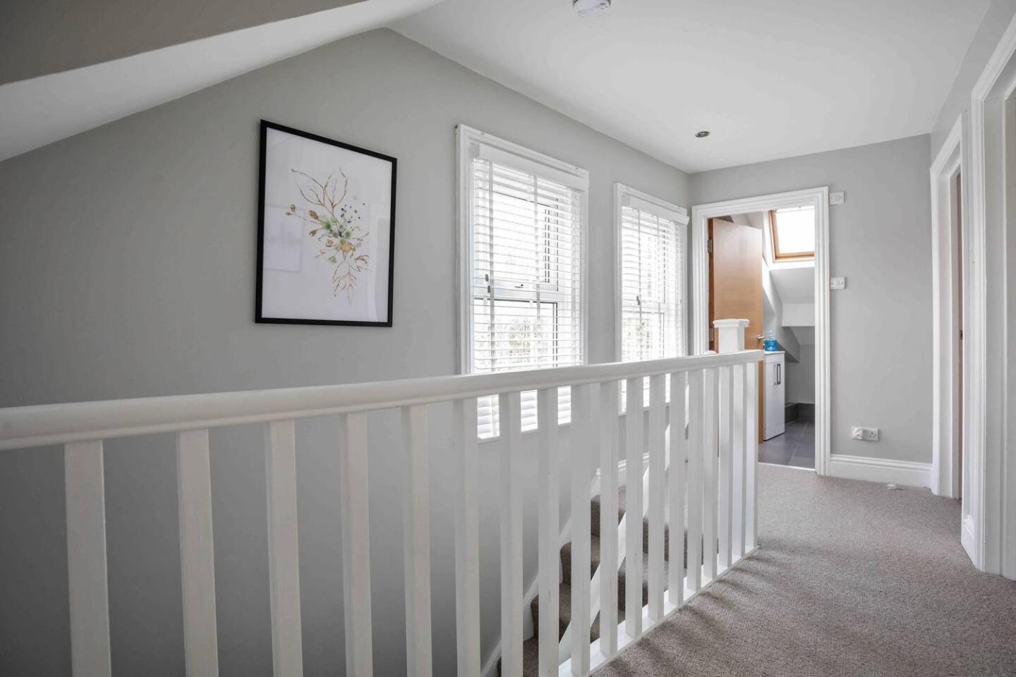 Stylish & Spacious 3 Bed Apartment With Parking Sheffield Extérieur photo